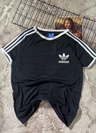 Футболка adidas стан нової розмір l