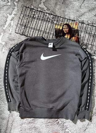 Свитшот nike стан гарний розмір s