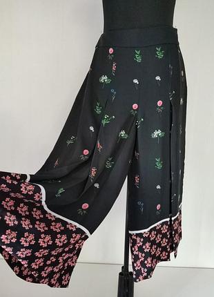 Кюлоти від ted baker.