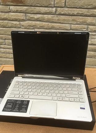 Неробочий нетбук kiano elegance 14.2