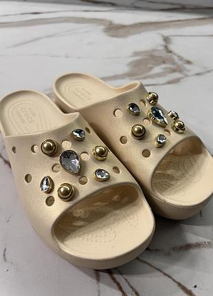 Шлепанцы женские crocs  cls crystal perls slide vanilla, w10, 26см.. , бежевые