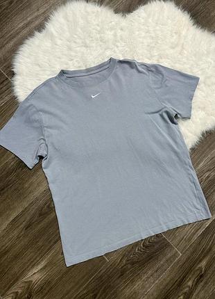 Чоловіча футболка nike