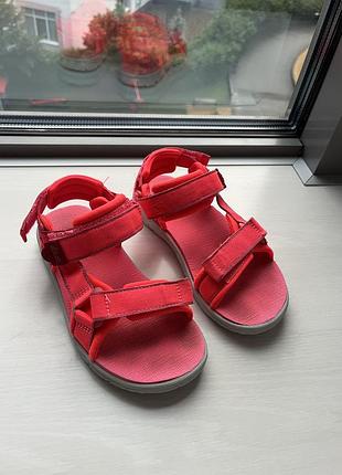 Дитячі босоніжки jack wolfskin