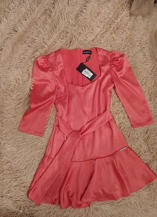 Платье с шортами (playsuit) фуксия le rΩbe paris xs новое