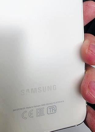 Телефон флагман samsung s23 4