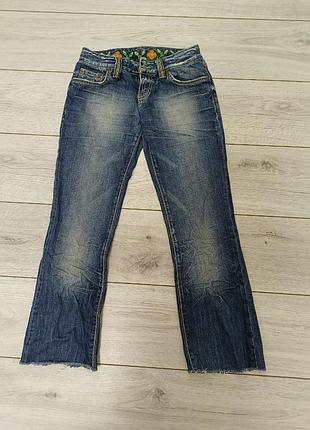 Низкие джинсы 741b bootcut с вышивкой на поясе / размер 27/34