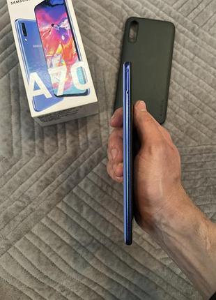 Продам смартфон samsung galaxy a70 4