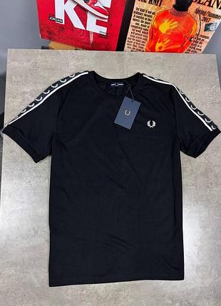 Футболка fred perry черная (лампасы черные)