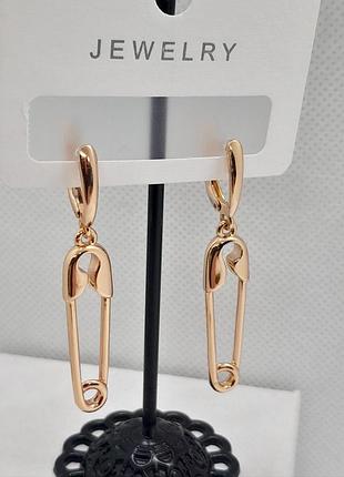 Сережки підвіски булавки, медзолото xp 18k. 4,7 см.