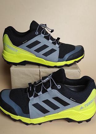 Кроссовки адедас adidas terrex gore-tex р.38 длина стельки 24 см.