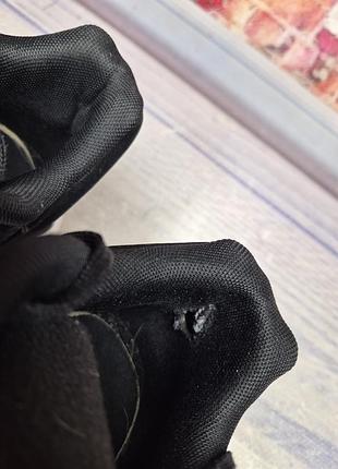 Кроссовки adidas 9