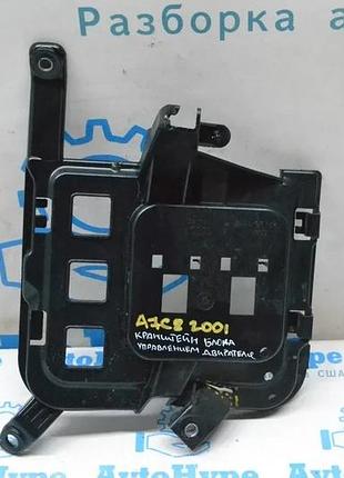 Кронштейн блока ecu комп'ютер двигуна audi a7 c8 19-25 3.0 mhev (01) дефект одного кріплення