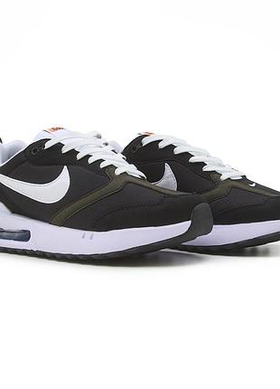 Nike air max dawn black white 4