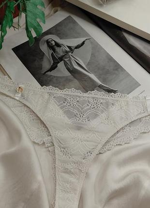 Кружевные трусики бразильяны intimissimi