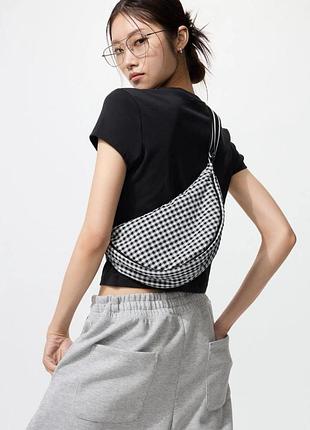 Сумка бананка uniqlo