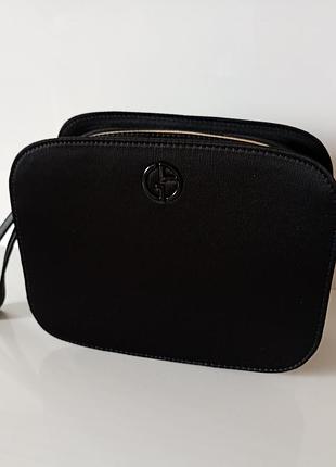 Giorgio armani косметичка -кейс.