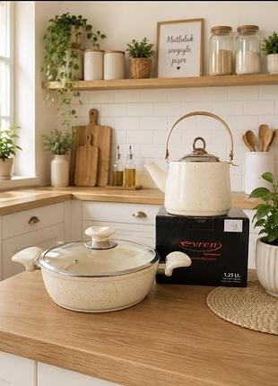 Низкая кастрюля ezme тм “evren” с бакалитовой ручкой и стеклянной крышкой +чайник квадрат 1.25 л