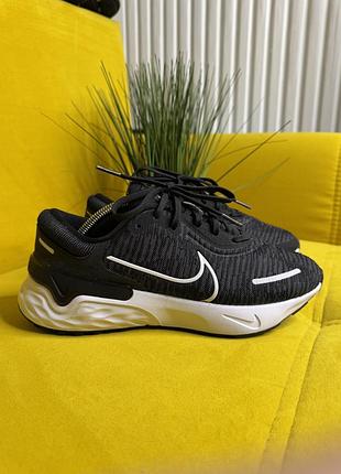 Кросівки nike renew run 4