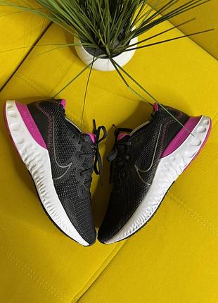 Кросівки nike renew run