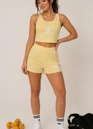 Женский летний спортивный костюм adidas топ и шорты желтый s/m