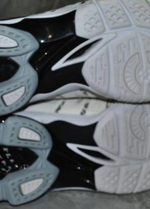 Mizuno кроссовки 48 размер 6