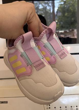 Кросівки adidas 25