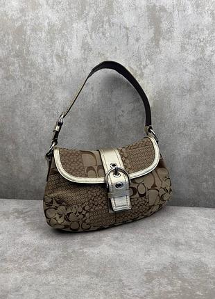 Редкая винтажная сумка-хобо coach signature patchwork soho с золотистой отделкой f12316 2000-х (y2k)