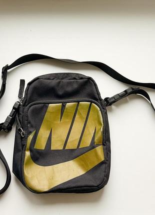 Компактная спортивная сумка через плечо nike heritage 2.0