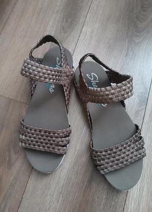 Босоніжки жіночі skechers