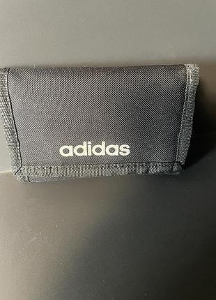 Adidas -гаманець