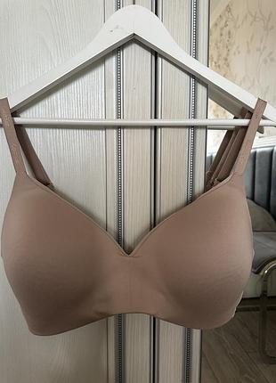 Бескаркасный комфортный бюстгалтер calvin klein