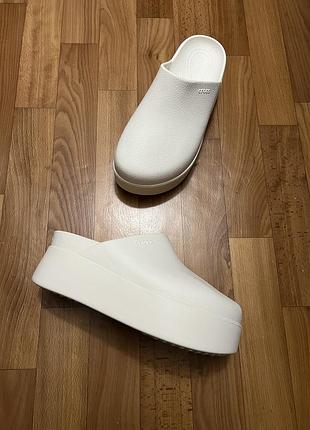 Жіночі шльопанці crocs dylan platform clog