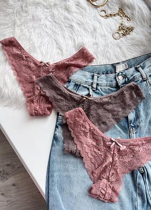 Набор кружевных трусиков