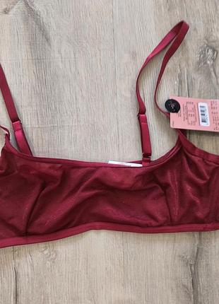 Закрытый бюст со встроенными чашками изнутри м 75 в tibetan red