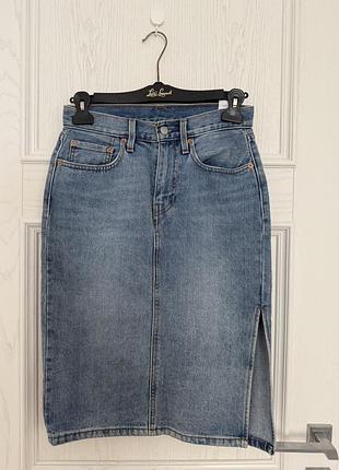 Джинсова спідниця levi’s розмір м
