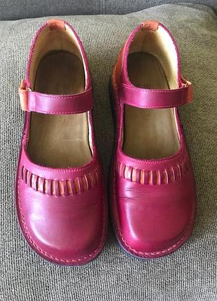 Туфлі жіночі шкіряні ексклюзивні einats schuhwerk, 37