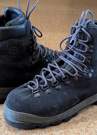 Винтажные горные ботинки scarpa asolo