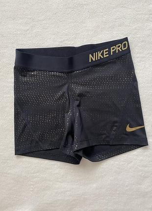 Спортивні шорти з напиленням nike