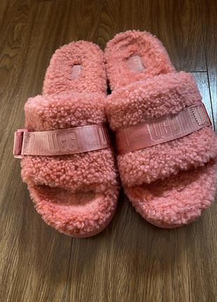 Шльопанці ugg fluffita