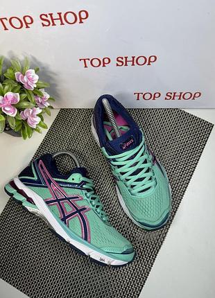 Оригінальні кросівки asics