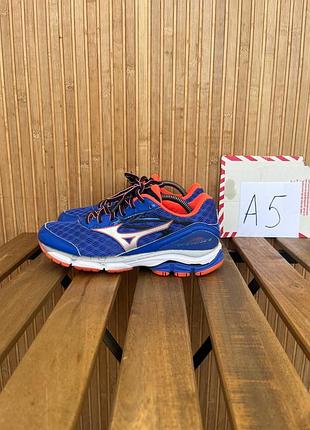 Кросівки mizuno wave inspire 12