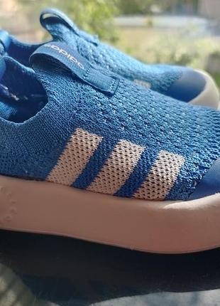 Детские слипоны adidas bubblecomfy. размер стельки 14 см
