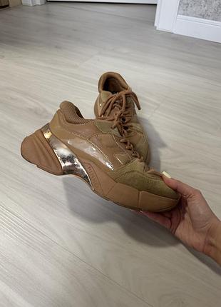 Коричневі кросівки pinko