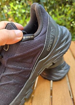 Кроссовки reebok, с технологиями goretex и ortholite, размер 39