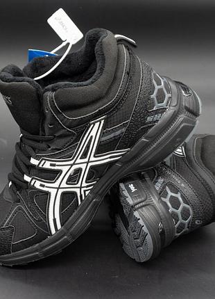 Женские зимние черные кроссовки с мехом asics 37. размеры в наличии: 36, 37, 38, 39, 40, 41