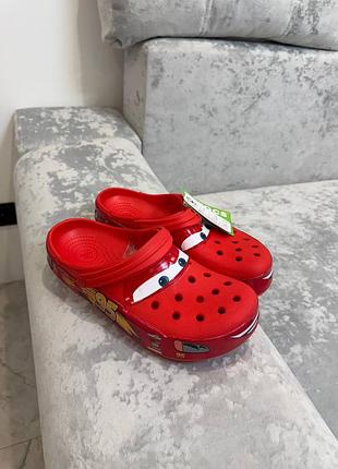 Крокси mcqueen 8