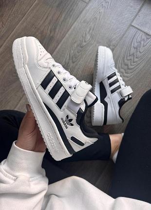 Кросівки adidas originals forum white black
