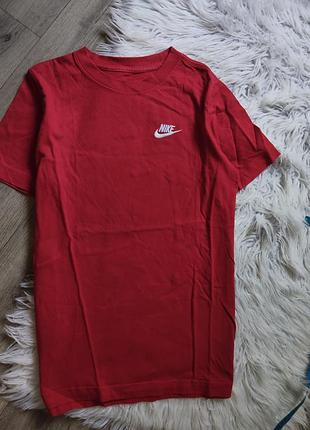 Крутая футболка nike на рост 146-158 см