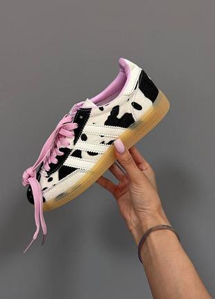 Adidas samba 
pink laces / cow print