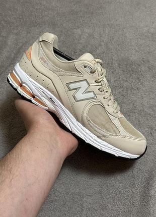 New balance 2002r beige white 40р 25.5см кросівки оригінал